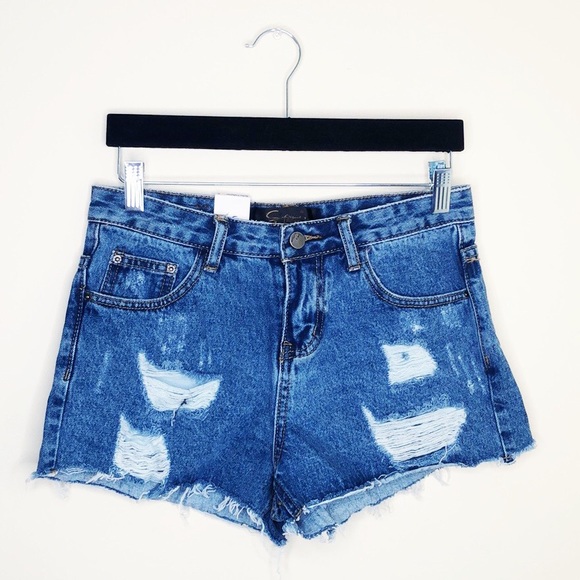 Pants - NWT High Rise Distressed Shorts
